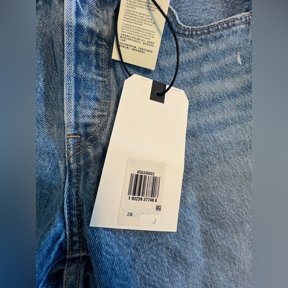 Levi’s Premium Mid Length 501 Jean Shorts - Picture 8 of 9